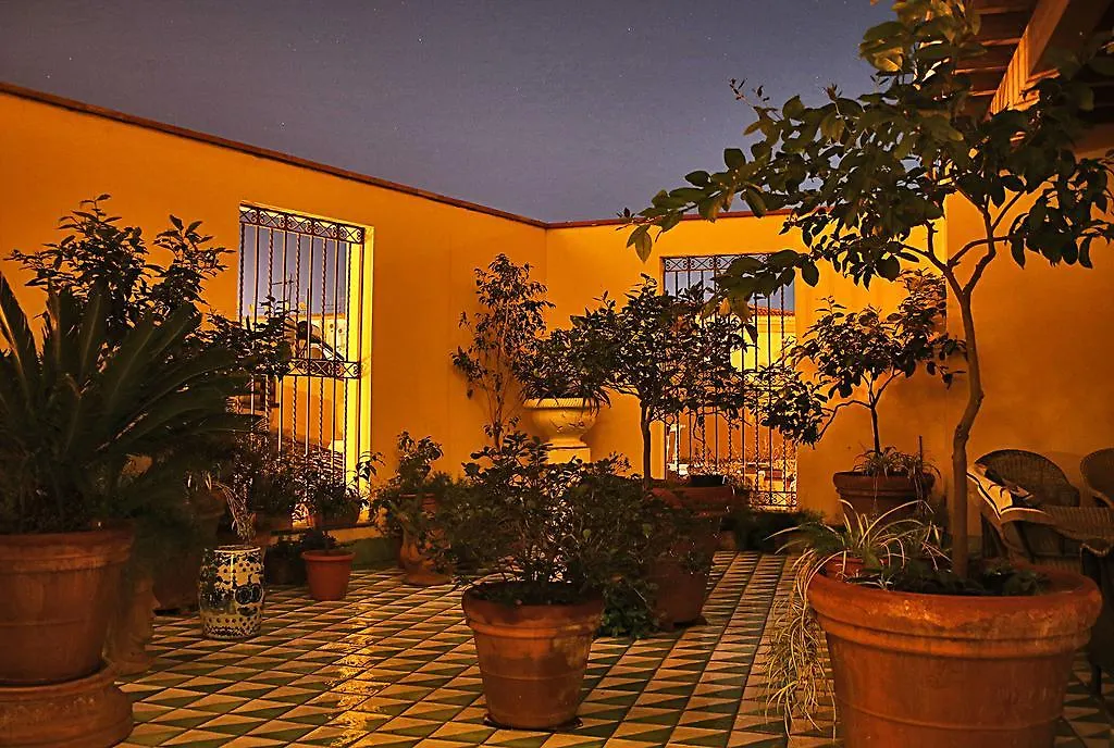 Gasthuis La Bella Palermo Hotel